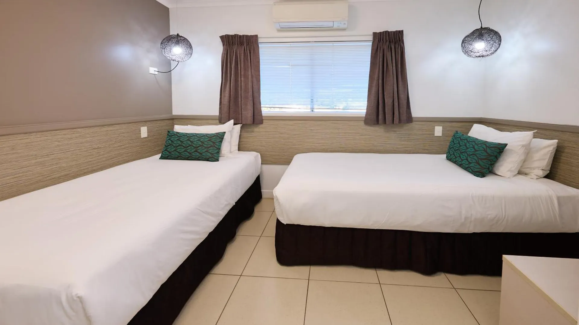 Castaways Resort & Spa On Mission Beach