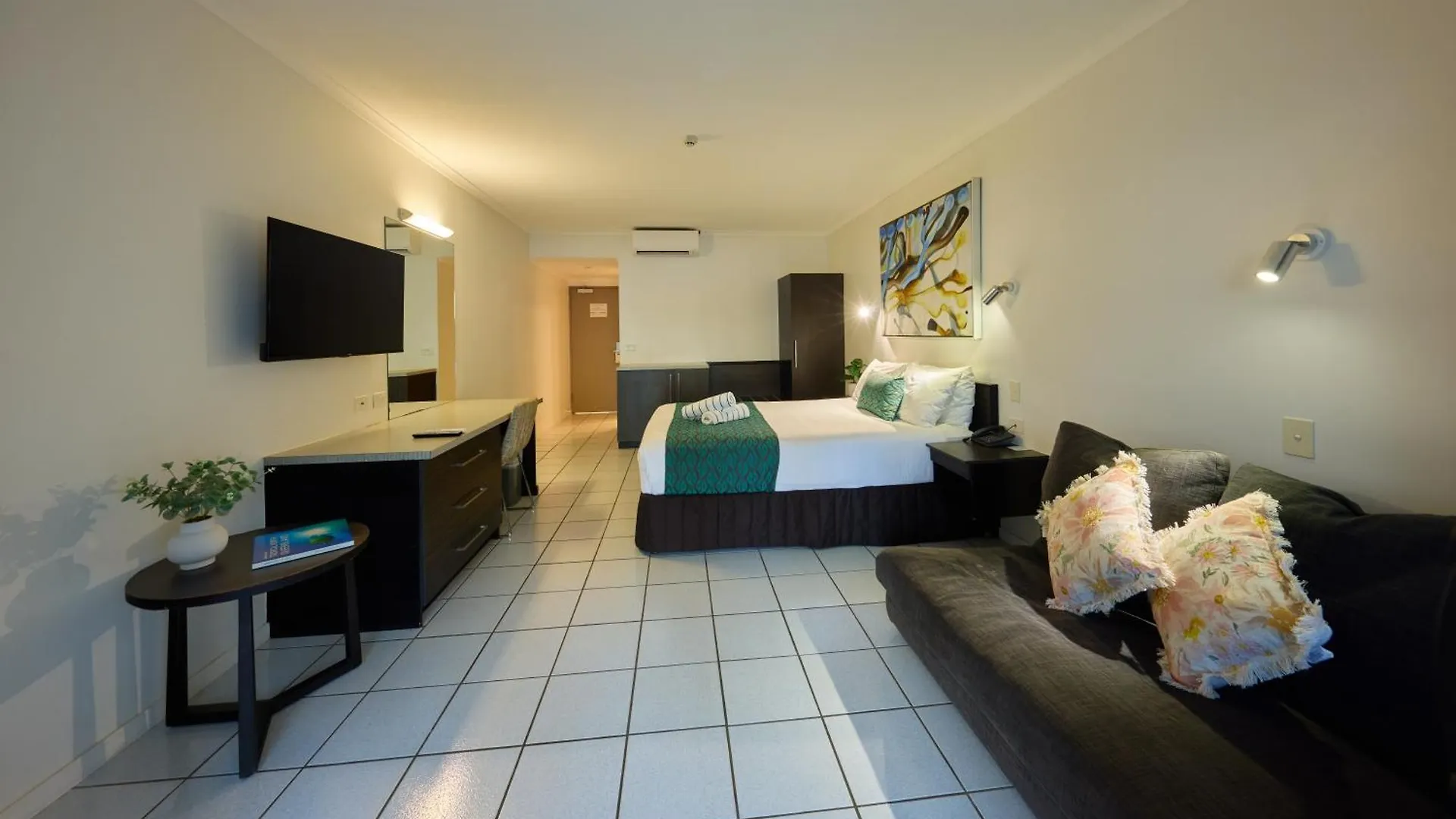 Castaways Resort & Spa On Mission Beach