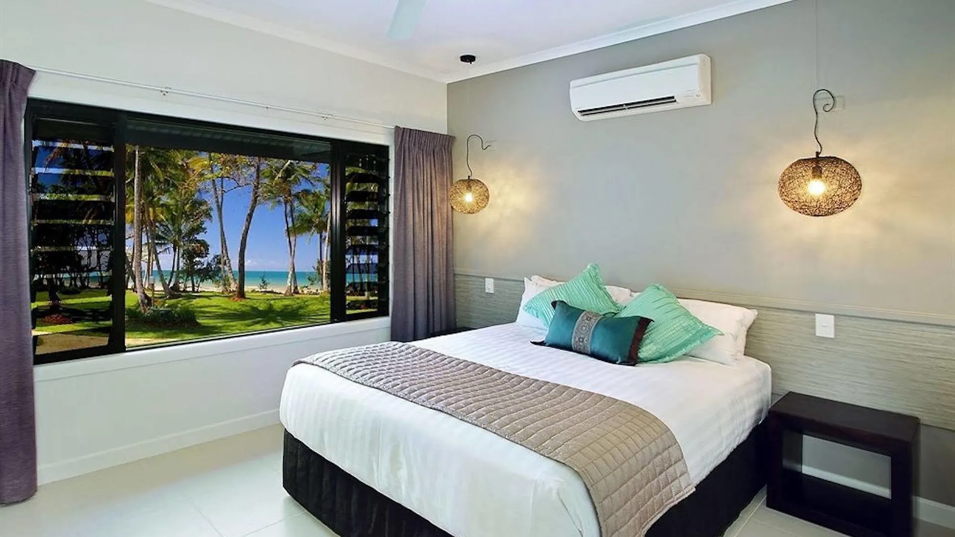 Castaways Resort & Spa On Mission Beach