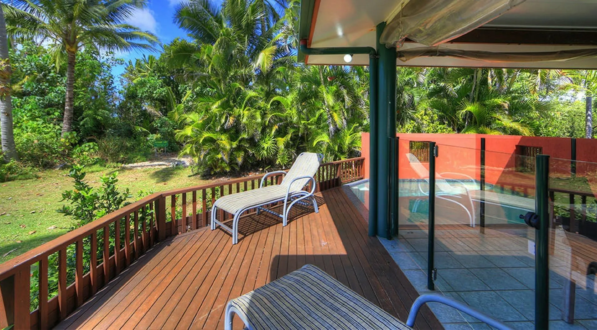 Castaways Resort & Spa On Mission Beach